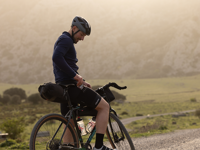 Explore technical cycle clothing