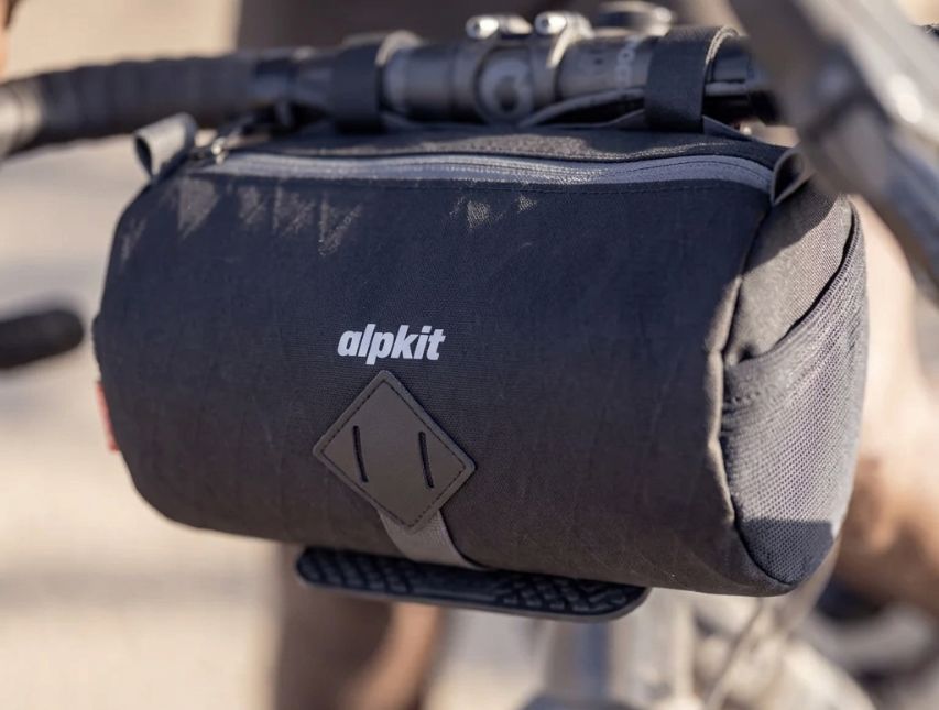 Shop Toploader handlebar bag