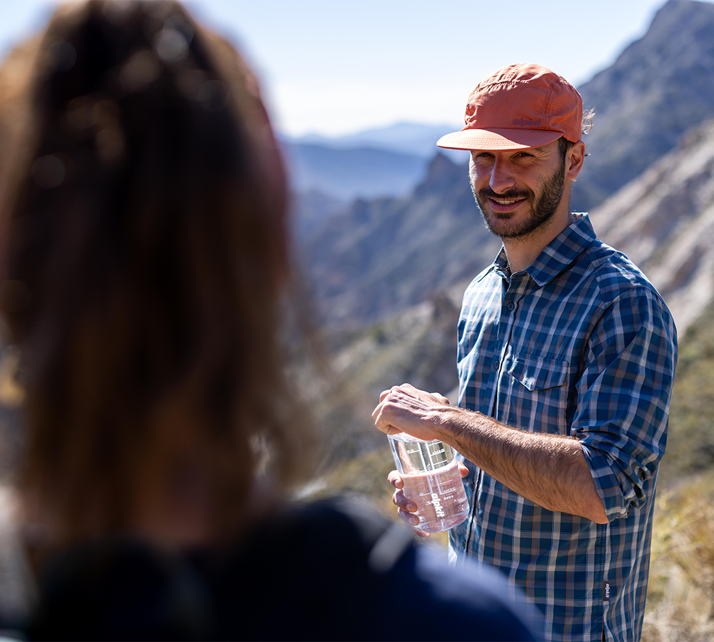 Outdoor clothing for hot weather