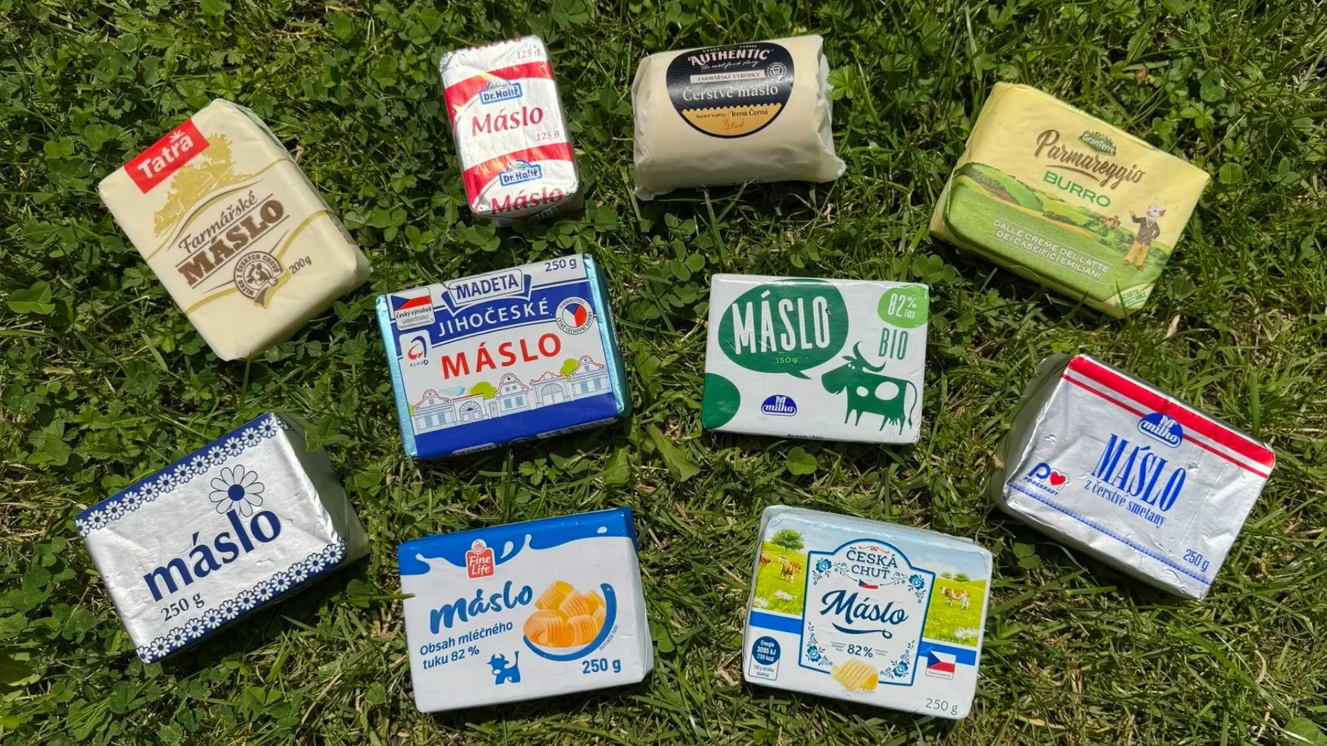 Nejhorší máslo podle našeho testu: Italská kostka byla mdlá, jemně nahořklá a s aroma sýra