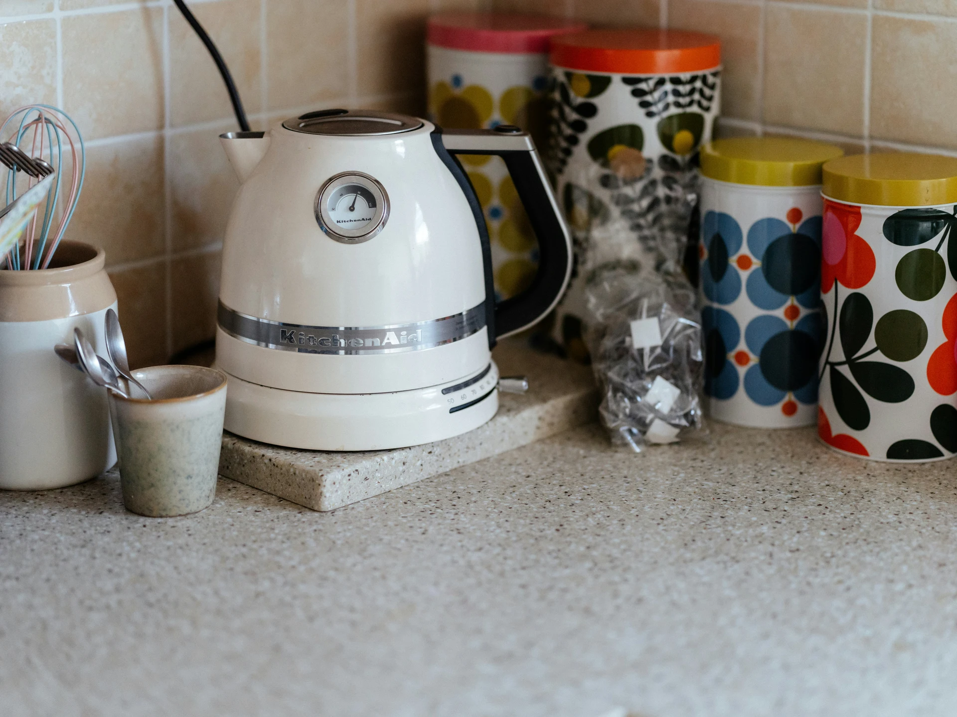 Je tu konec rychlovarných konvic? Ohřívač ohřeje vodu za 5 vteřin stiskem jednoho tlačítka, Češi ho přitom neznají