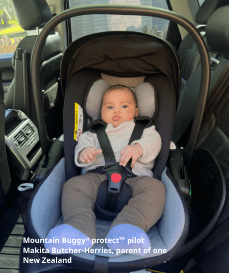 Mountain Buggy protect baby in capsule