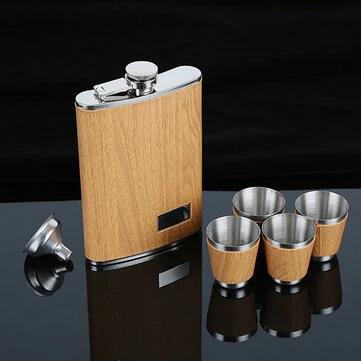 400ml Wood Grain Flask Set Stainless Steel Men's Small Hip Flask with Cup Funnel Metal Outdoor Portable Flask Portable Wine Kit