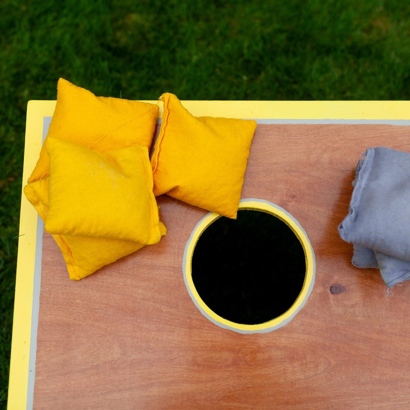 20 Lawn Games That Will Have Adults Feeling Young Again