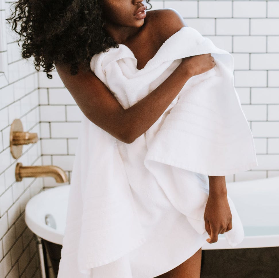 12 Best Towel Warmers for the Coziest Bathroom Ever