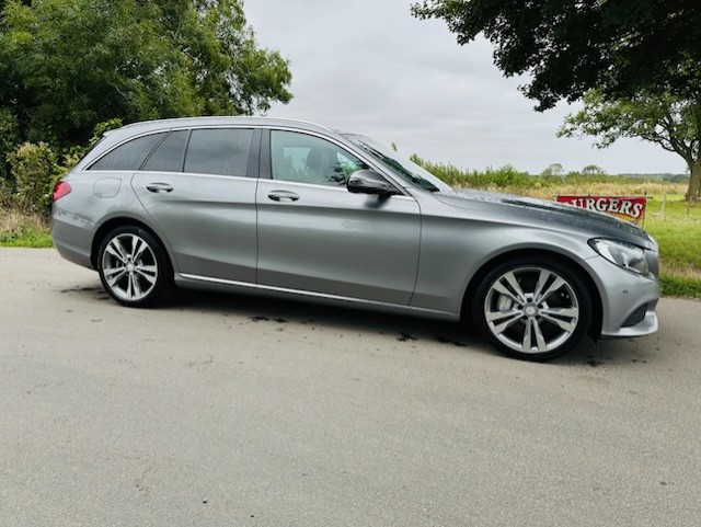 MERCEDES-BENZ C350E ESTATE PETROL/ELECTRIC *SPORT…