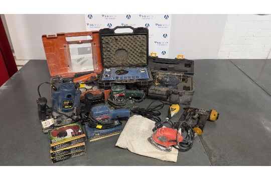 Quantity of various power tools