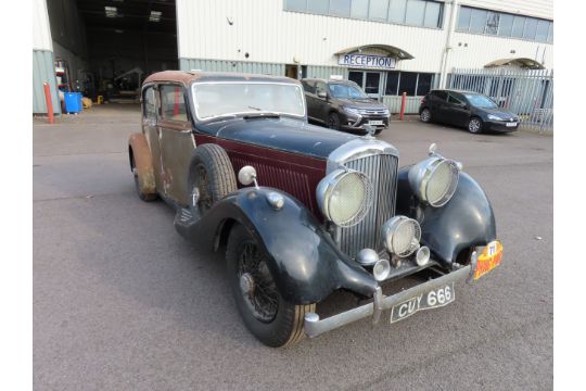 1939 BENTLEY DERBY 4.25 Saloon with PARK-WARD coach…