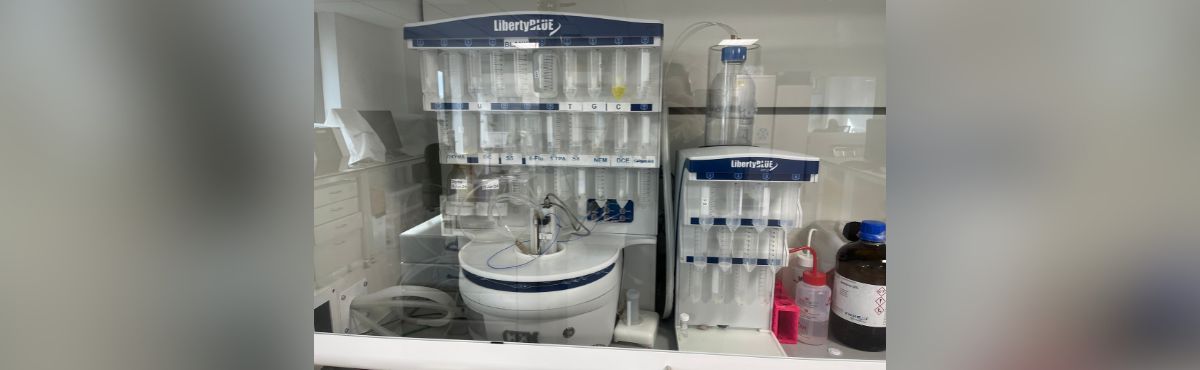 Contents of a Biomolecular R&D Laboratory