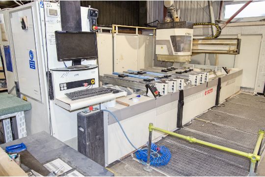 SCM Record 100 AL CNC machining centre Year: 2006 S/N:…