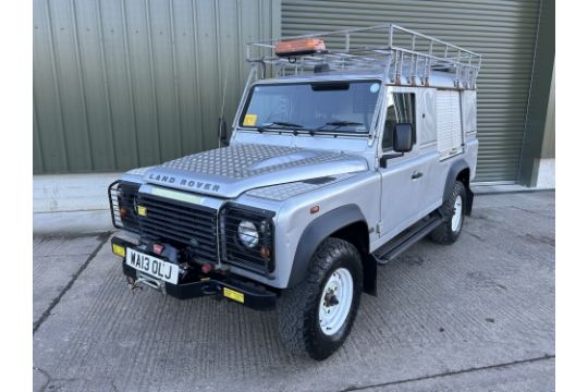 Land Rover Defender 110 2.2 Hardtop Utility direct…