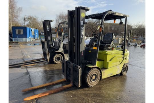 Clarke GEX305 Electric Forklift Truck, 3000kg, triplex…