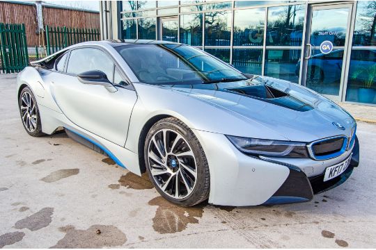 BMW i8 1499cc petrol/hybrid electric automatic…