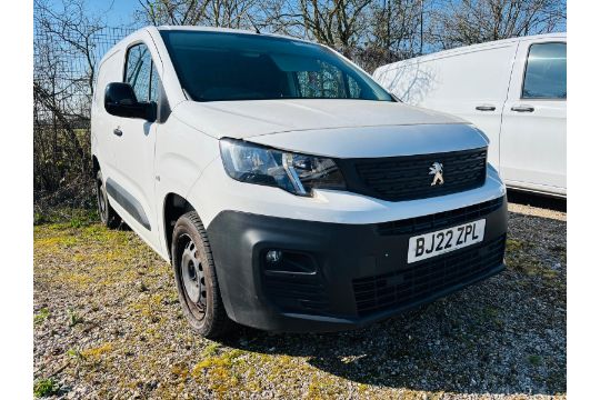 PEUGEOT PARTNER 'PREMIUM PROFESSIONAL' 22 REG…