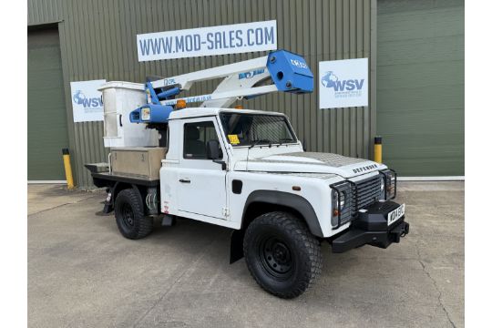 2014 Land Rover Defender 110 2.2 CPL 13.5m Access…
