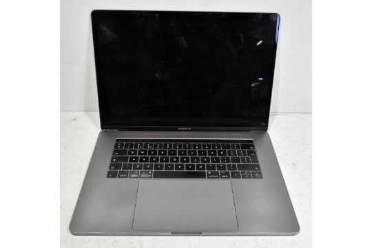 Apple MacBook Pro A1707 EMC 3162 15 inch laptop