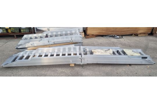 Pair of vehicle loading ramps - SWL per pair:…