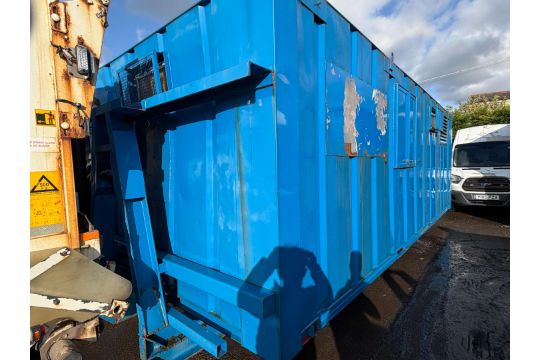 SITE OFFICE / WELFARE CABIN inc TOILET & GENERATOR…