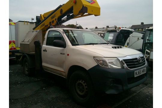 2015 65 REG TOYOTA HILUX D-4D 4X4 C/W CHERRY PICKER…