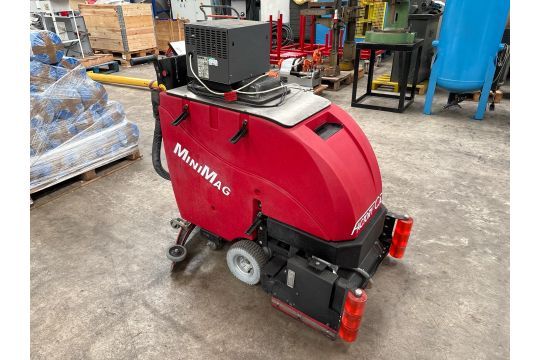 Mini Mag Floor Cleaner And Charger