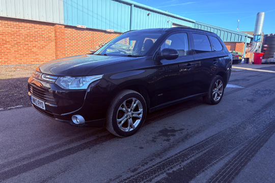 MITSUBISHI OUTLANDER 2.3 DI-D *GX 3 EDITION* 13…