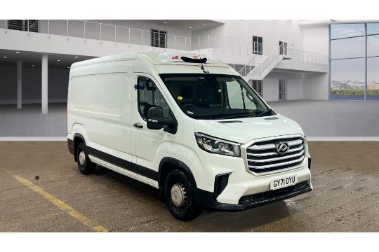 40+ VEHICLES - MERC - VW - LAND ROVER…