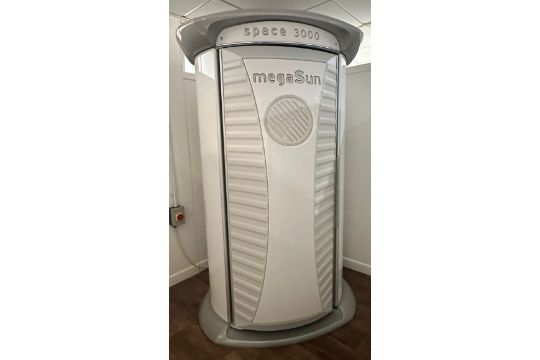 Megasun Space BA 3000-GB-A Stand-Up Sunbed (January…