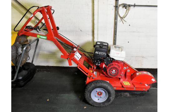 Tracmaster Camon SG30 8.7kW petrol stump grinder…