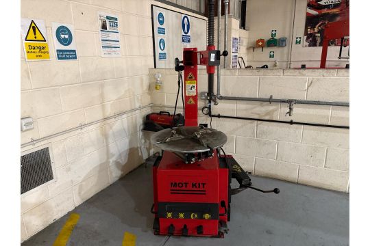 MOT Kit Tire Changer