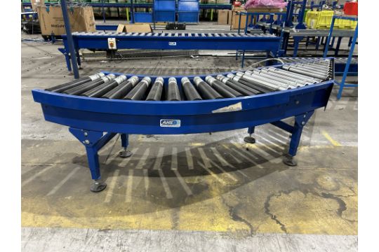 5x intersection roller conveyors approx 2.5m L x 0.48m…