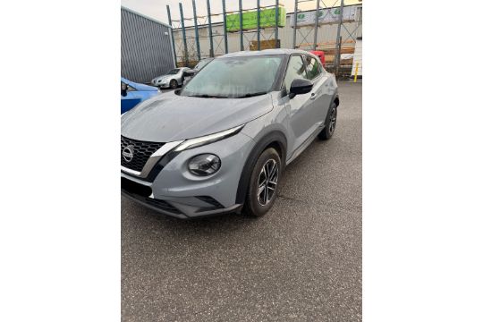 **(only 34k Mileage)** 2024 Nissan Juke N-connecta…