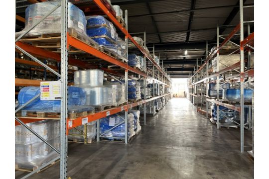 39 bays of PSS pallet racking