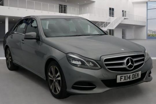 MERCEDES-BENZ E220d *SE EDITION* 7G-AUTO - 14…