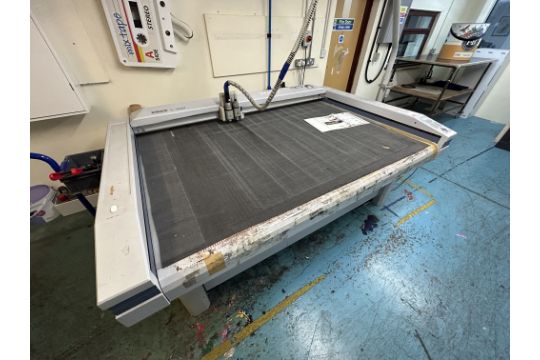 Zund L-1200 flatbed digital cutter (2000)