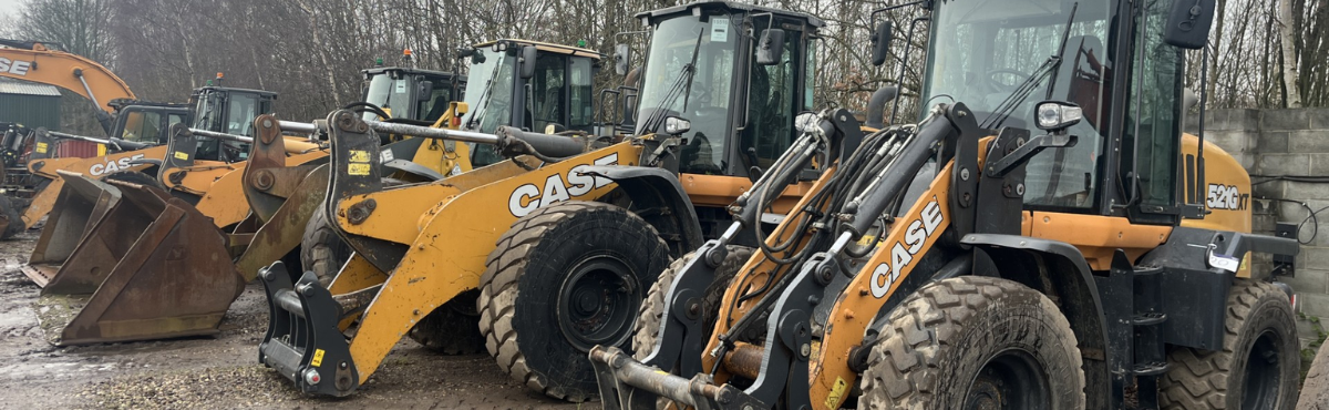 (day 1) Earthmoving, Contractors & Recycling Plant & Equipment, Maintenance Workshop Equipment, Extensive New & Salvage Parts Stock And Vehicles