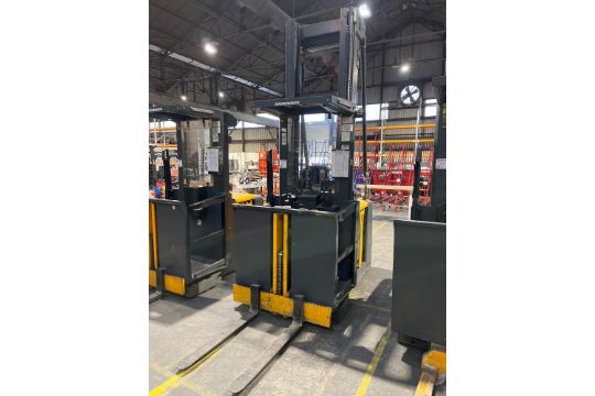 Jungheinrich EKS312 1000kg electric vertical order…