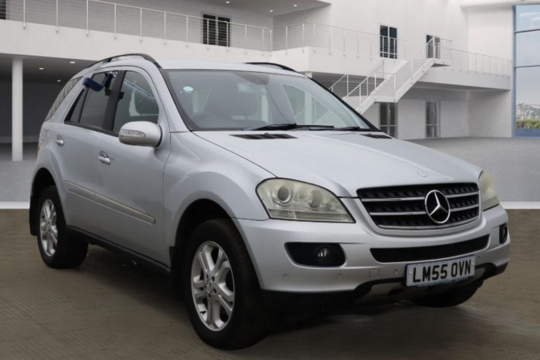 MERCEDES-BENZ ML320 3.0CDI (221) *SE EDITION*…