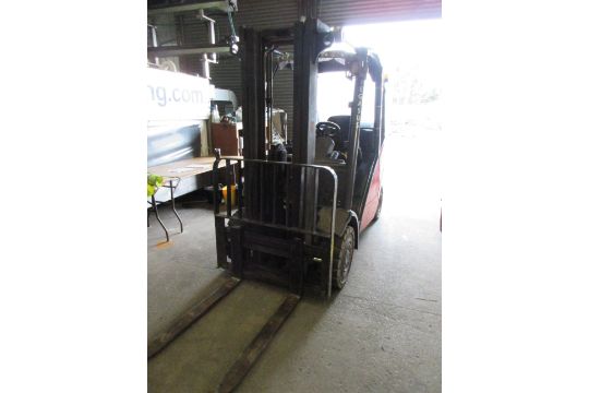 Linde H25T dual mast LPG forklift truck with side…