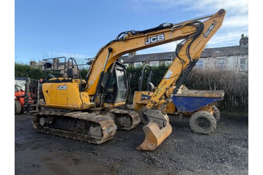 2014 JCB JS130 EXCAVATOR C/W GRADING BUCKET -…