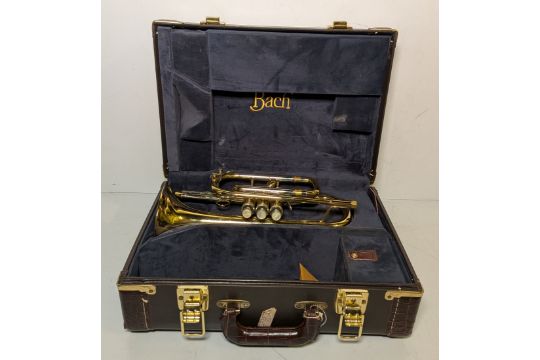 Bach Stradivarius Model 184 cornet in Bach hard…