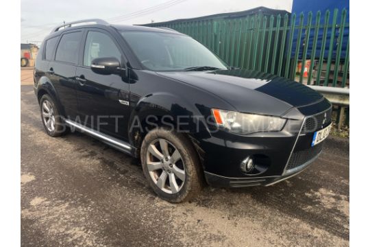  Mitisubishi Outlander 