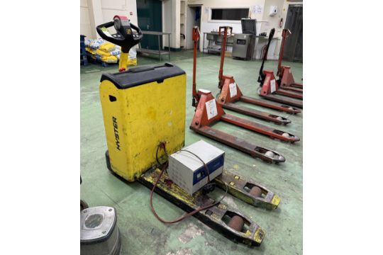 Hyster P.8AC electric Pallet Truck, 3025.6 hours,…