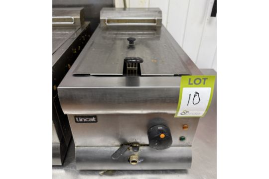 Lincat stainless steel counter top single basket Deep…