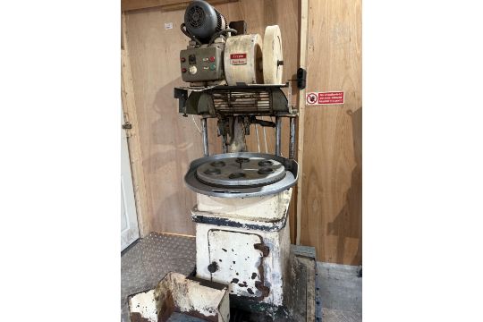 Crypto Peerles Omatic 6 Station Pastry Press