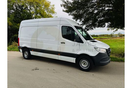 MERCEDES-BENZ SPRINTER *PROGRESSIVE E* MWB HI-ROOF…