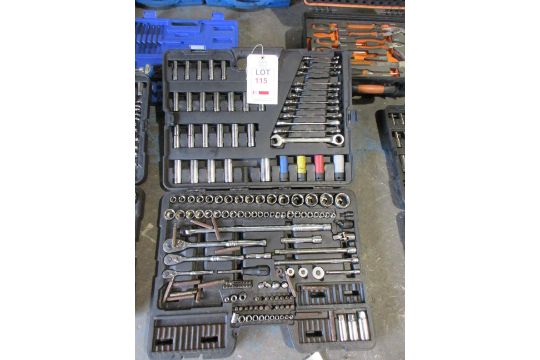Halfords Advanced socket, ratchet & spanner set (not…