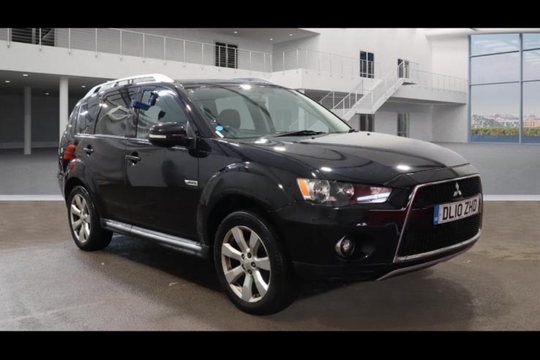 MITISUBISHI OUTLANDER 'JURO EDITION' Di-D 2.2…