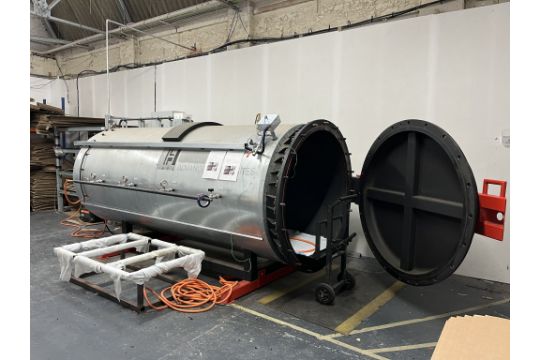 HPL Advanced Cylindrical electric autoclave