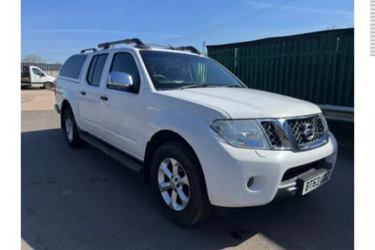 NISSAN NAVARA TEKNA 2.5 DCI 2014 DOUBLE CAB PICK…