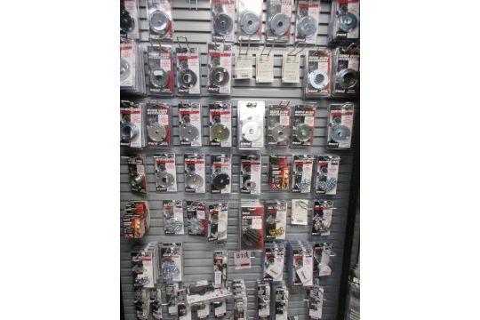 Contents of Trend shop display rack including…